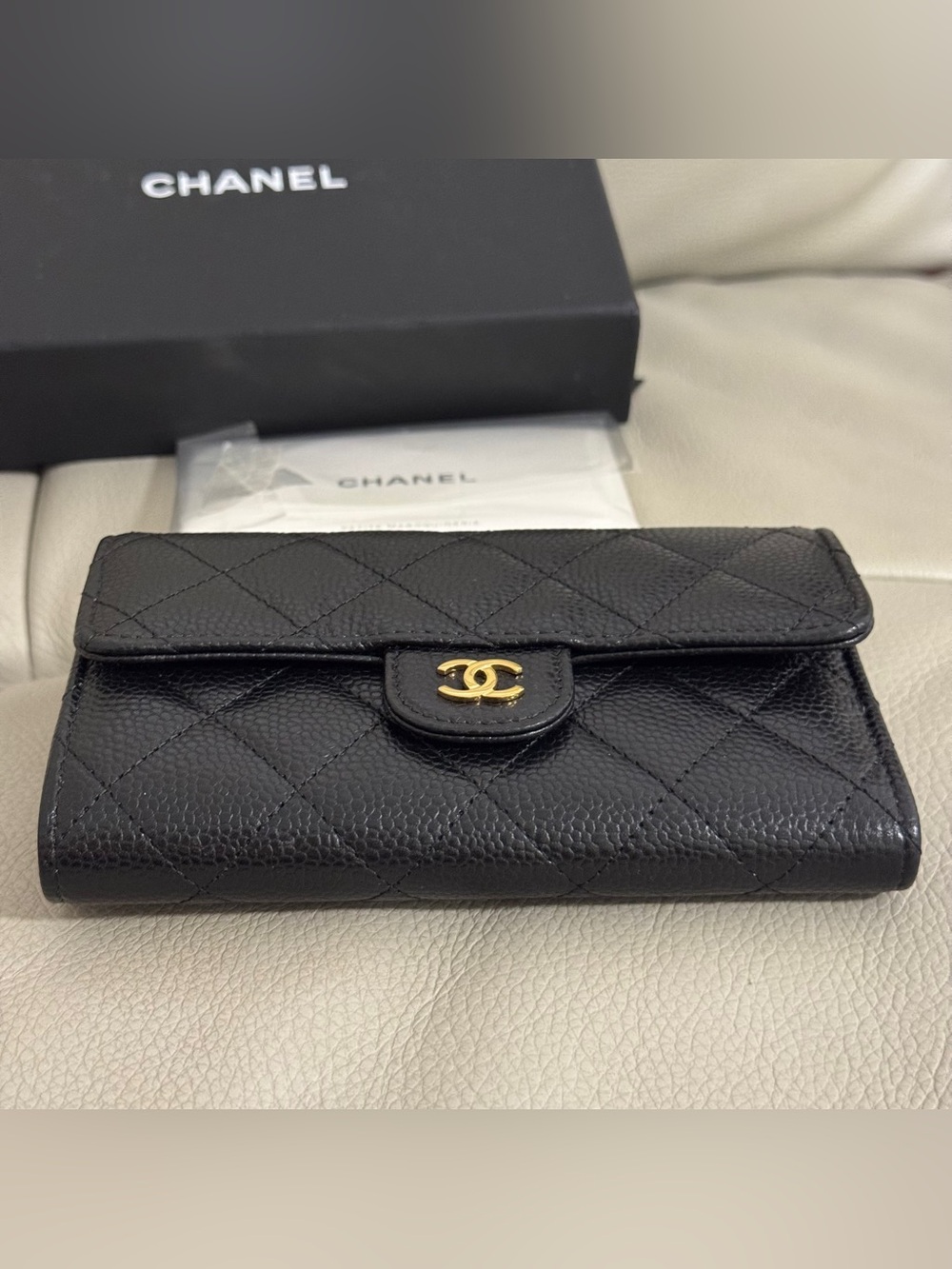 CHANEL Black Quilted classic Caviar Leather Wallet with Gold CC Snap